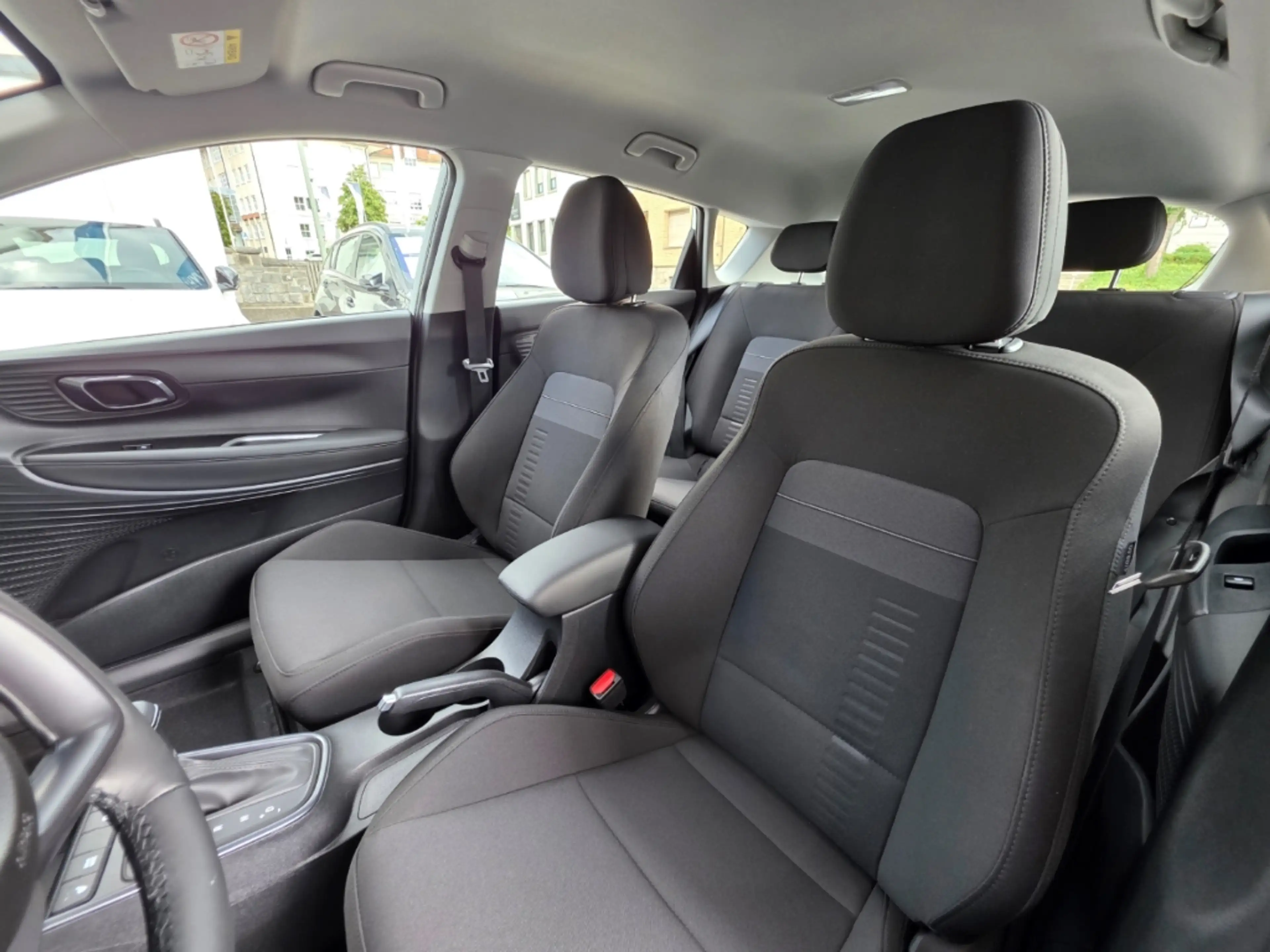 Hyundai BAYON 1.0 T-GDI 7-DCT Trend MY26 / Navi / Voll-LED / Kam — photo 11