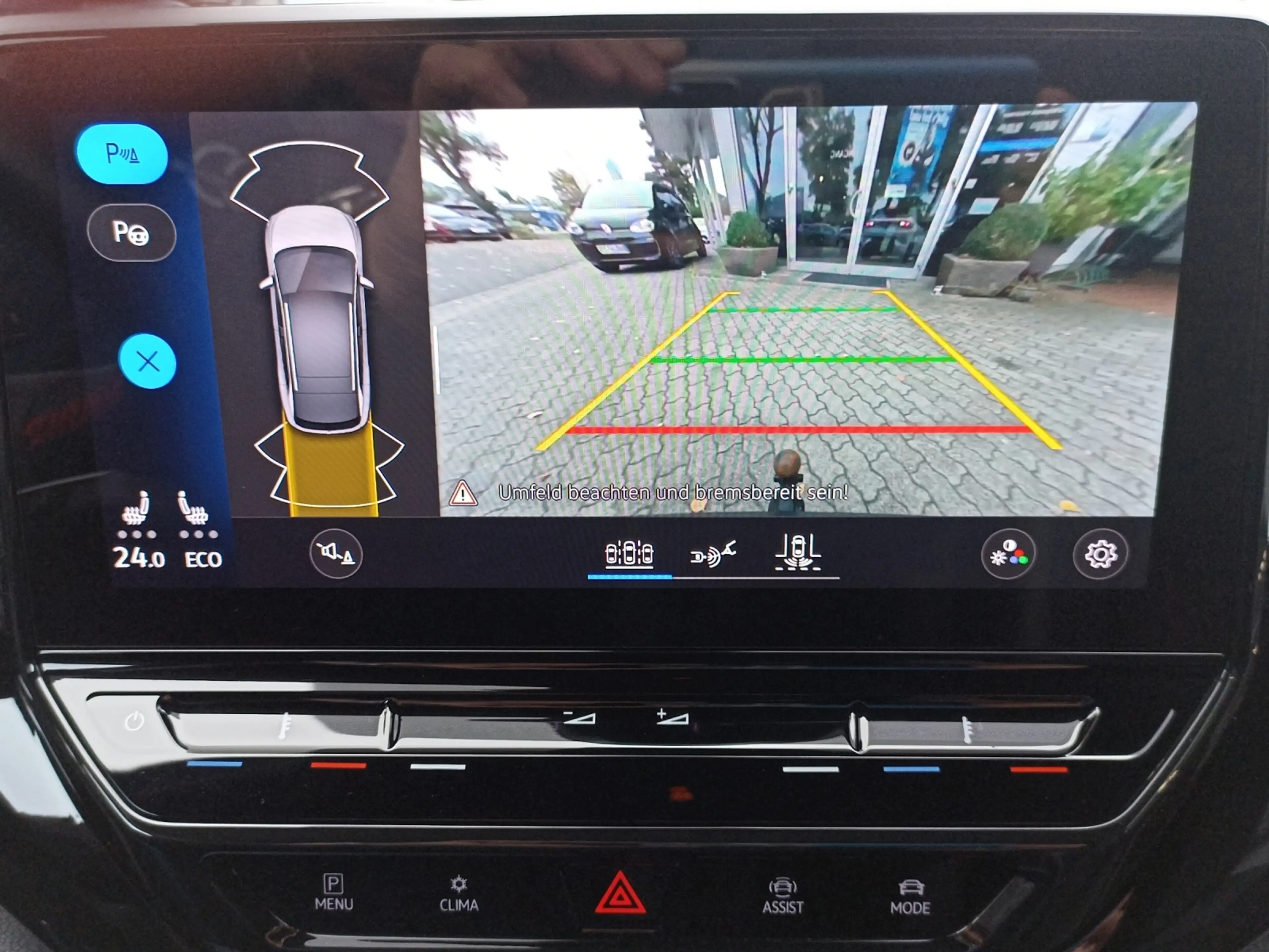 Volkswagen ID.4 GTX mit Infotainment-Paket 4Motion  AHK+MATRIX-LED — photo 15