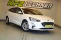 Ford Focus Turnier 1.5 EcoBl. "ST-HEIZ*NAVI*R-KAM*W-PAKET*TE Weiß - thumbnail 3