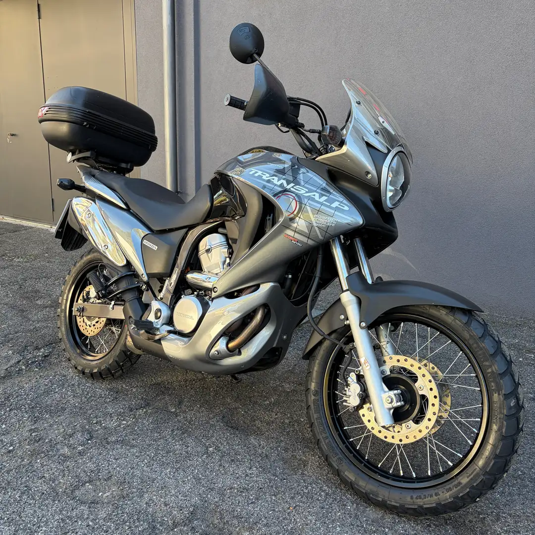 Honda XL 700 Gris - 2