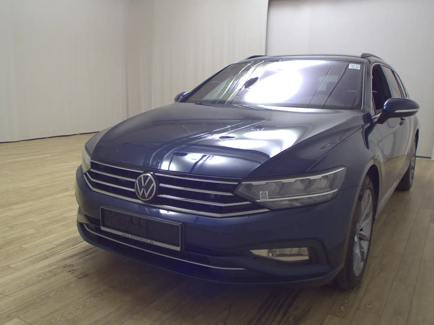 Volkswagen Passat Variant 2.0 TDI BMT Business AHK Navi vc Bleu - 2