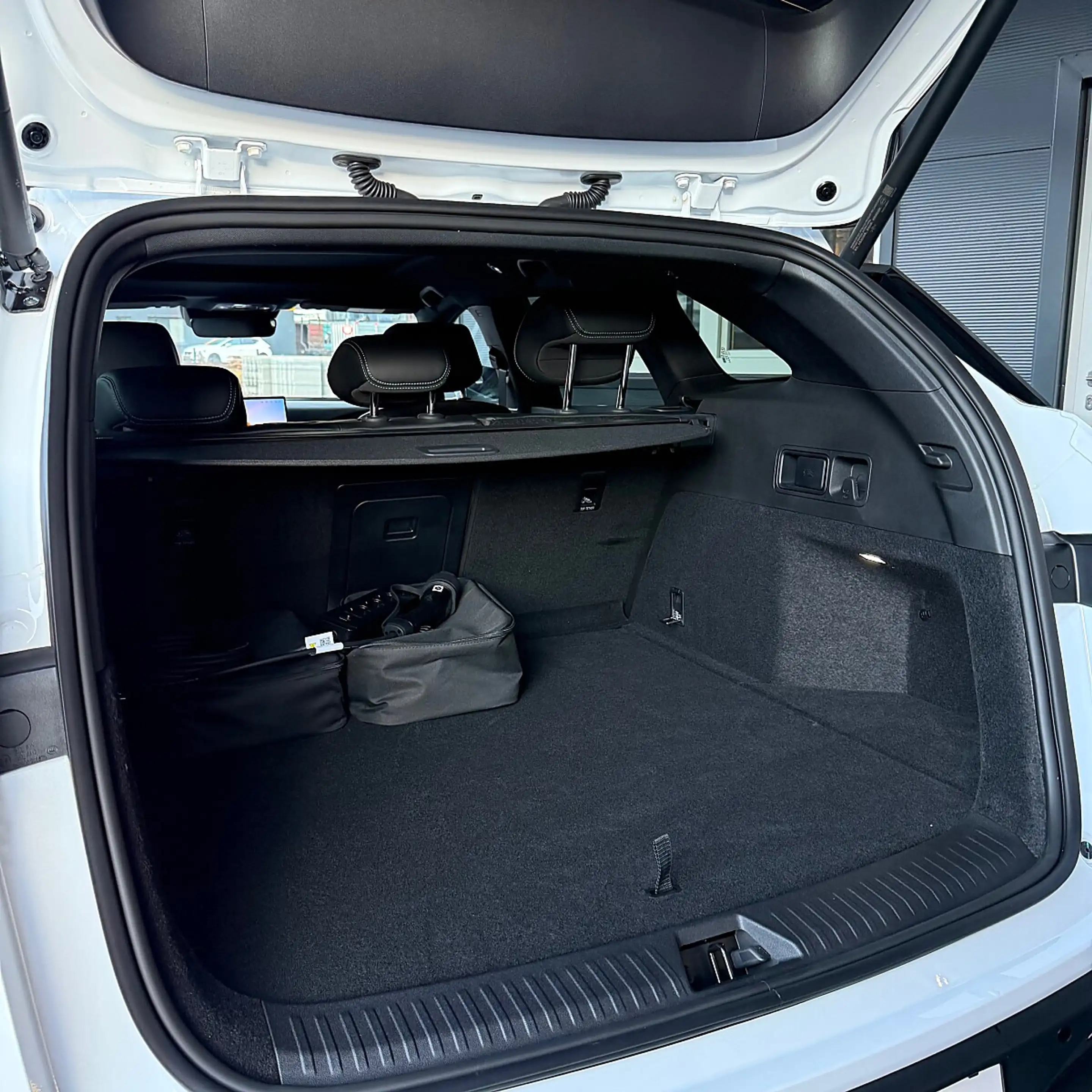BYD Seal 6 DM-i Touring PHEV 19kWh Comfort Österreich Paket — photo 12