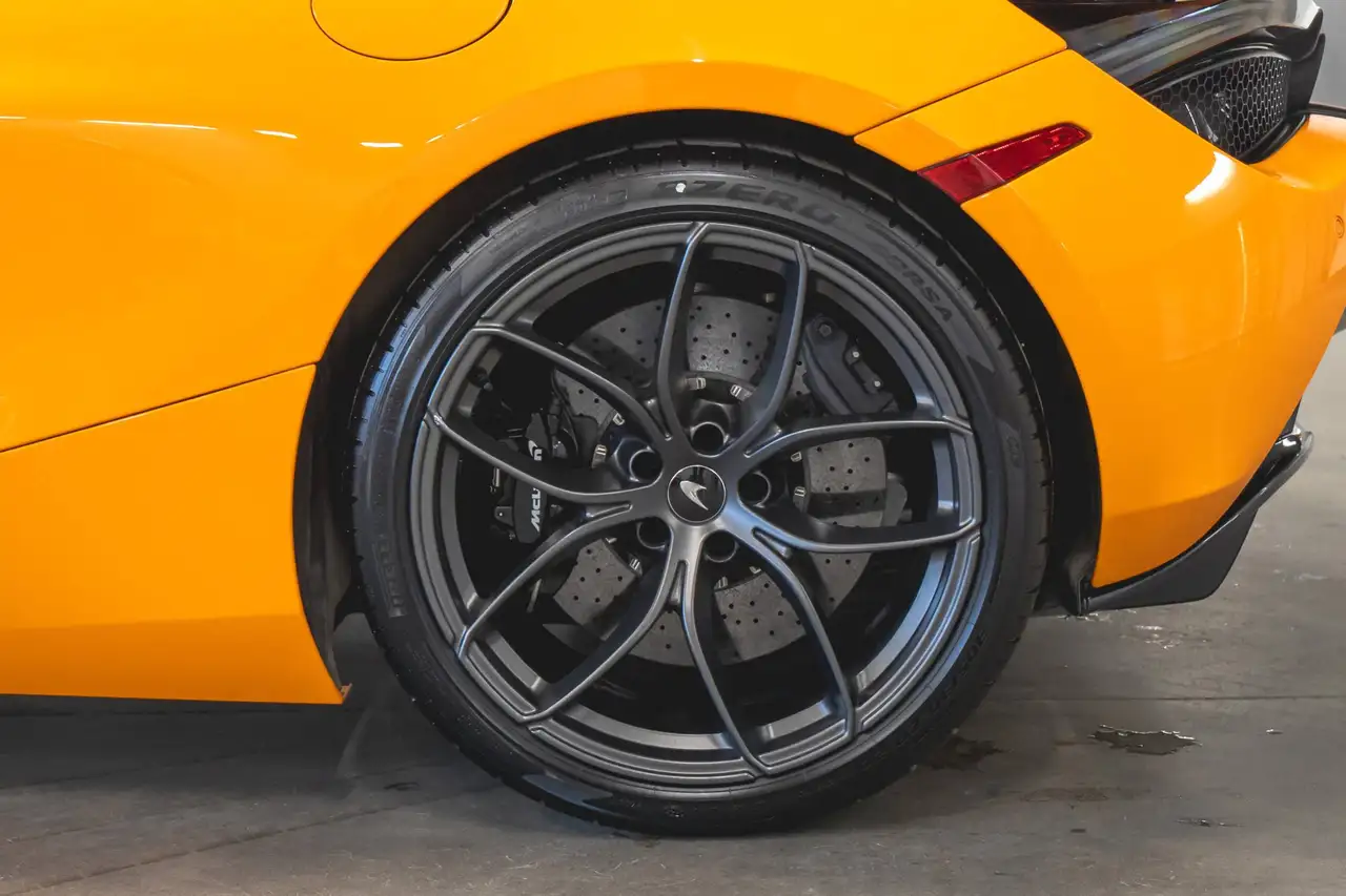 McLaren 720S fotografie McLaren 720S