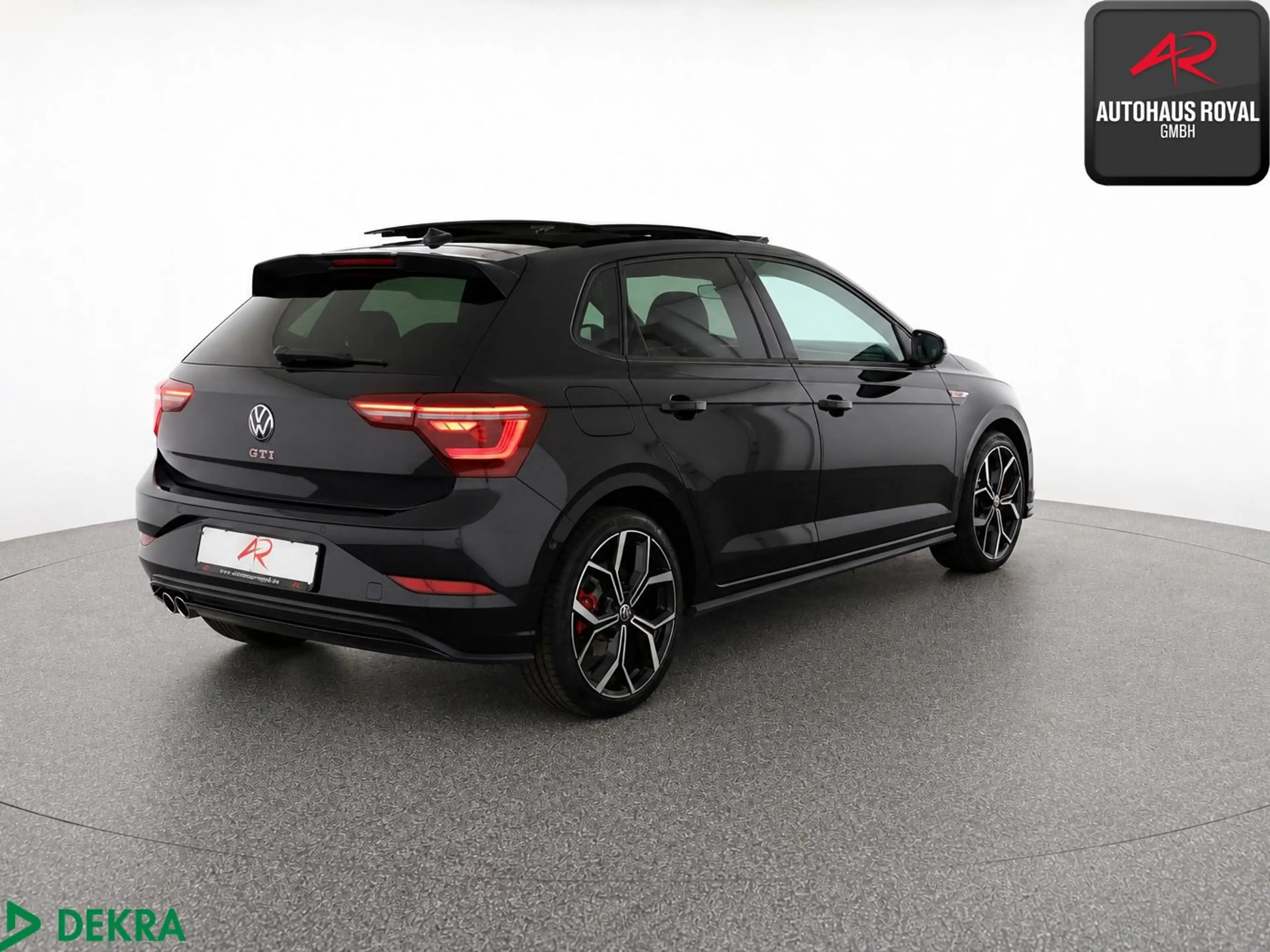 Volkswagen Polo GTI 2.0 TSI PANO,IQ.LIGHT,KEYLESS,BEATS,SH — photo 5