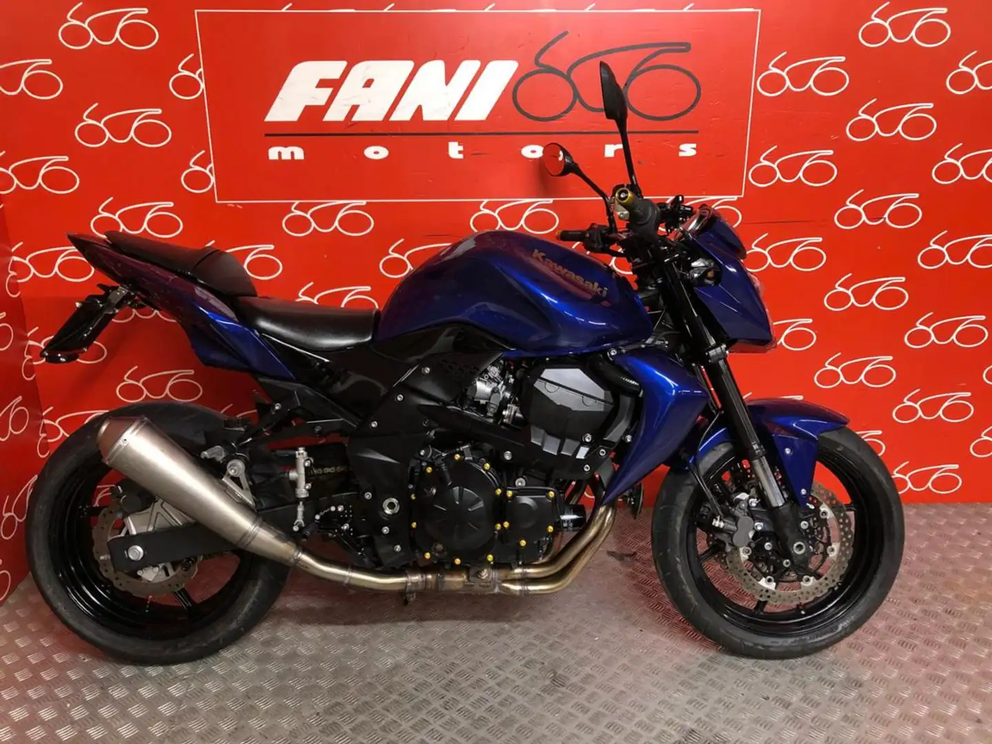 Kawasaki Z 750 . Albastru - 1
