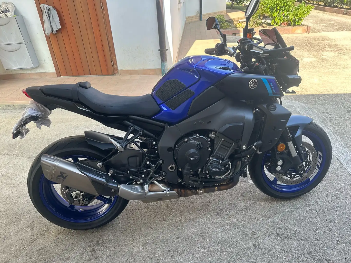 Yamaha MT-10 sport - 2
