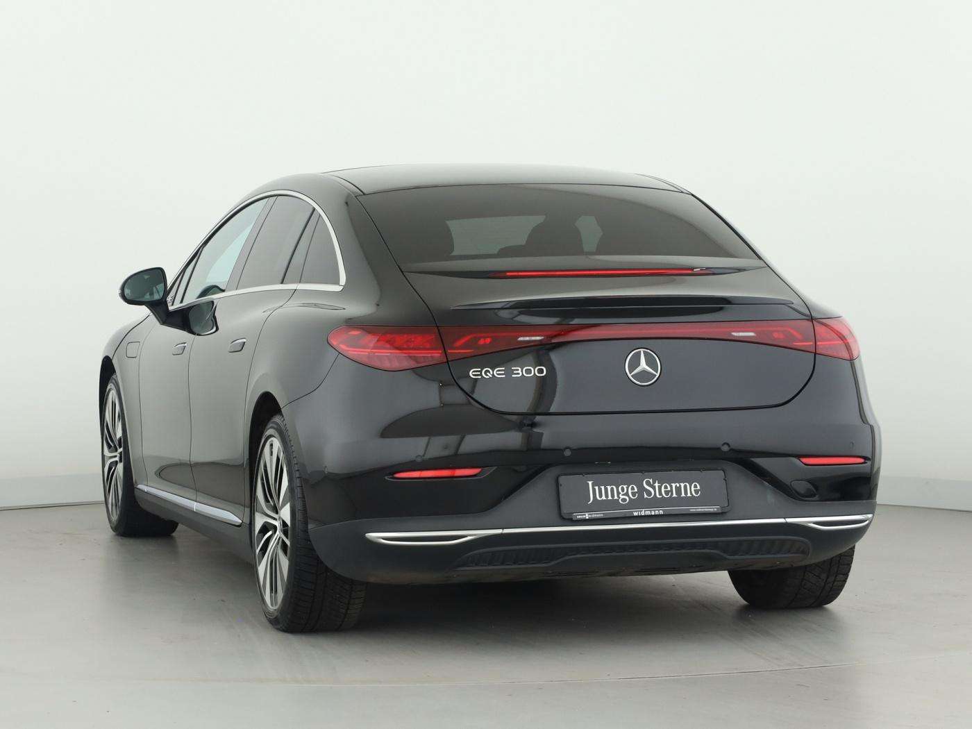 Mercedes-Benz EQE