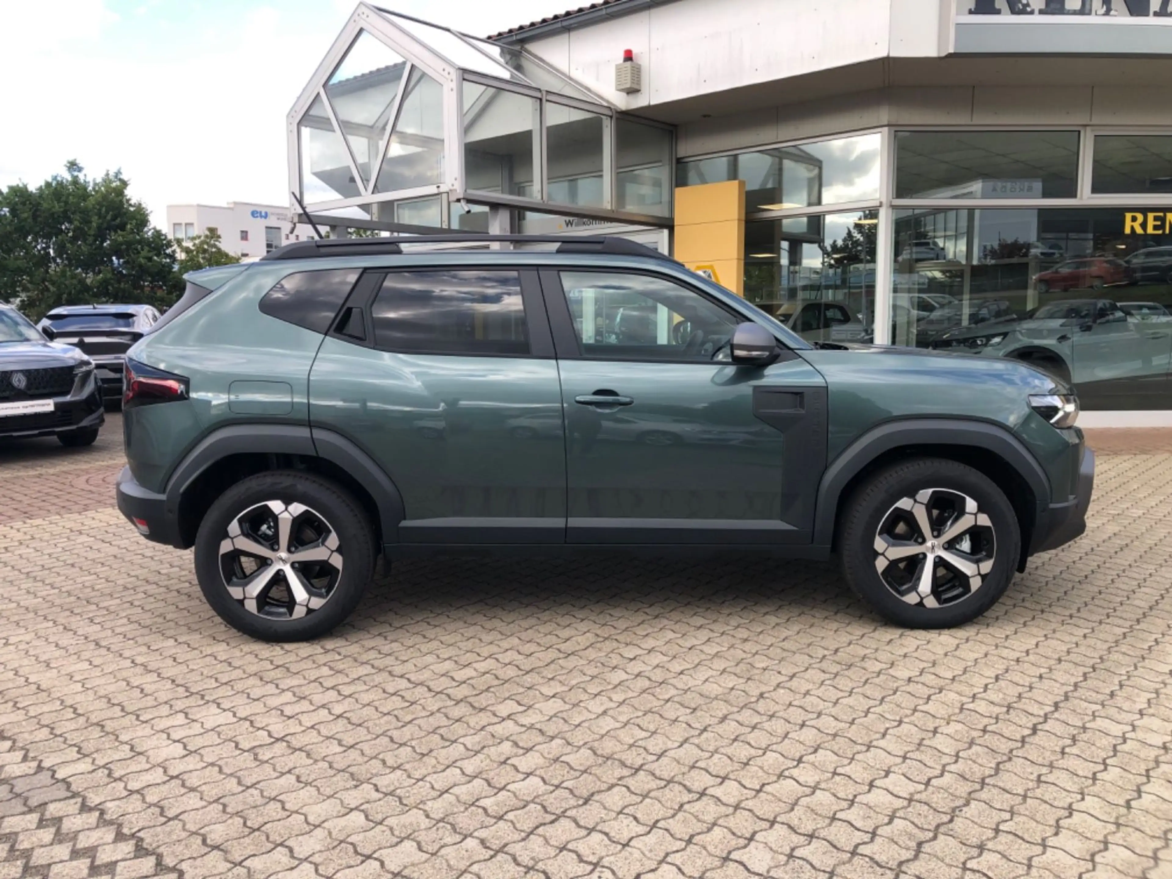 Dacia Duster III Hybrid 155 Journey — photo 7