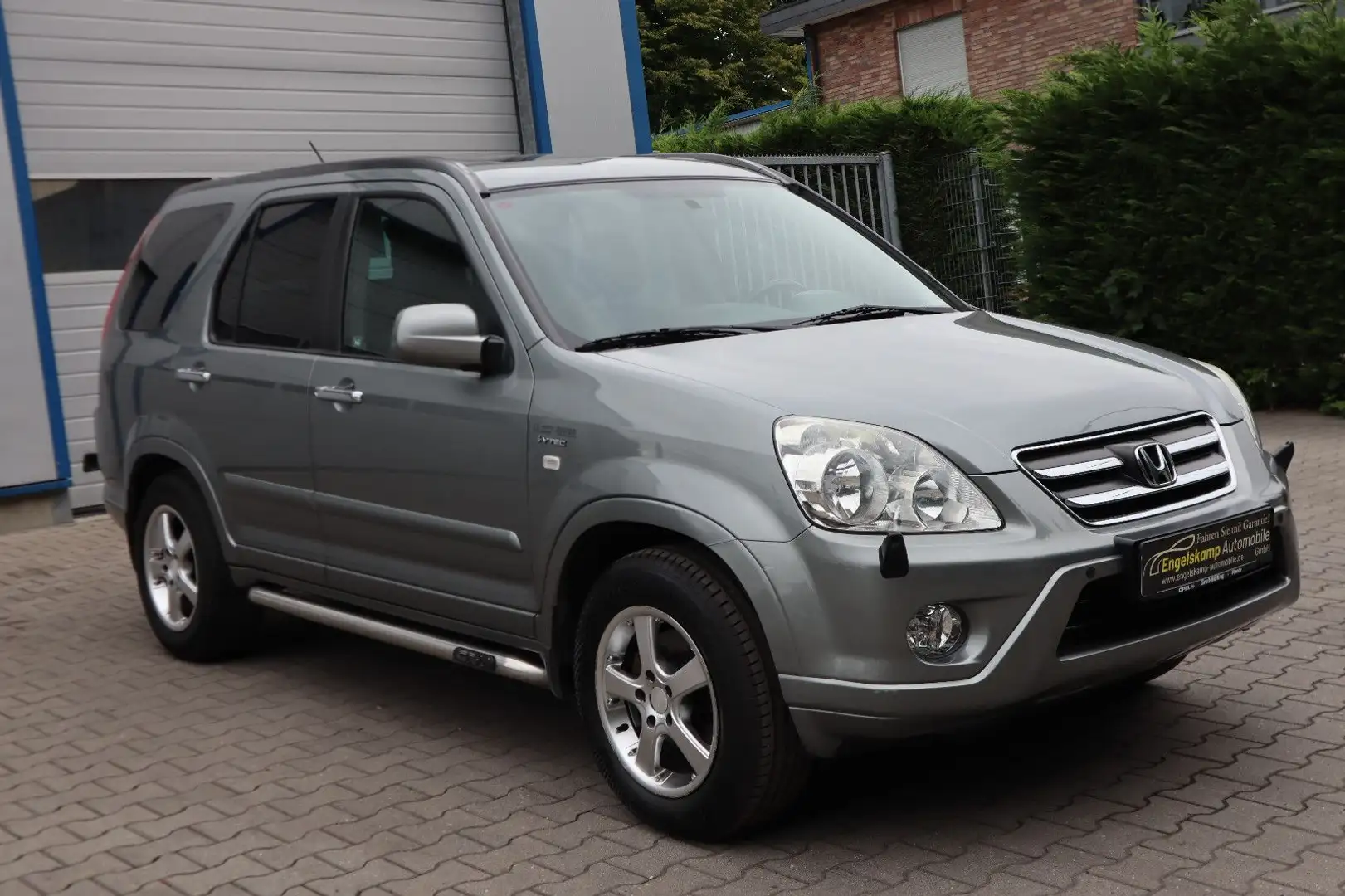 Honda CR-V 2.0 Executive/AUTM./LEDER/GSSD/AHK/SHZ Silber - 1