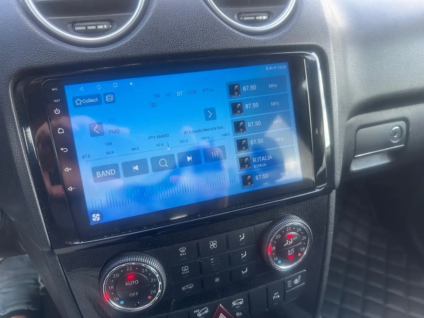 Mercedes-Benz ML 350 Premium auto FL - 2