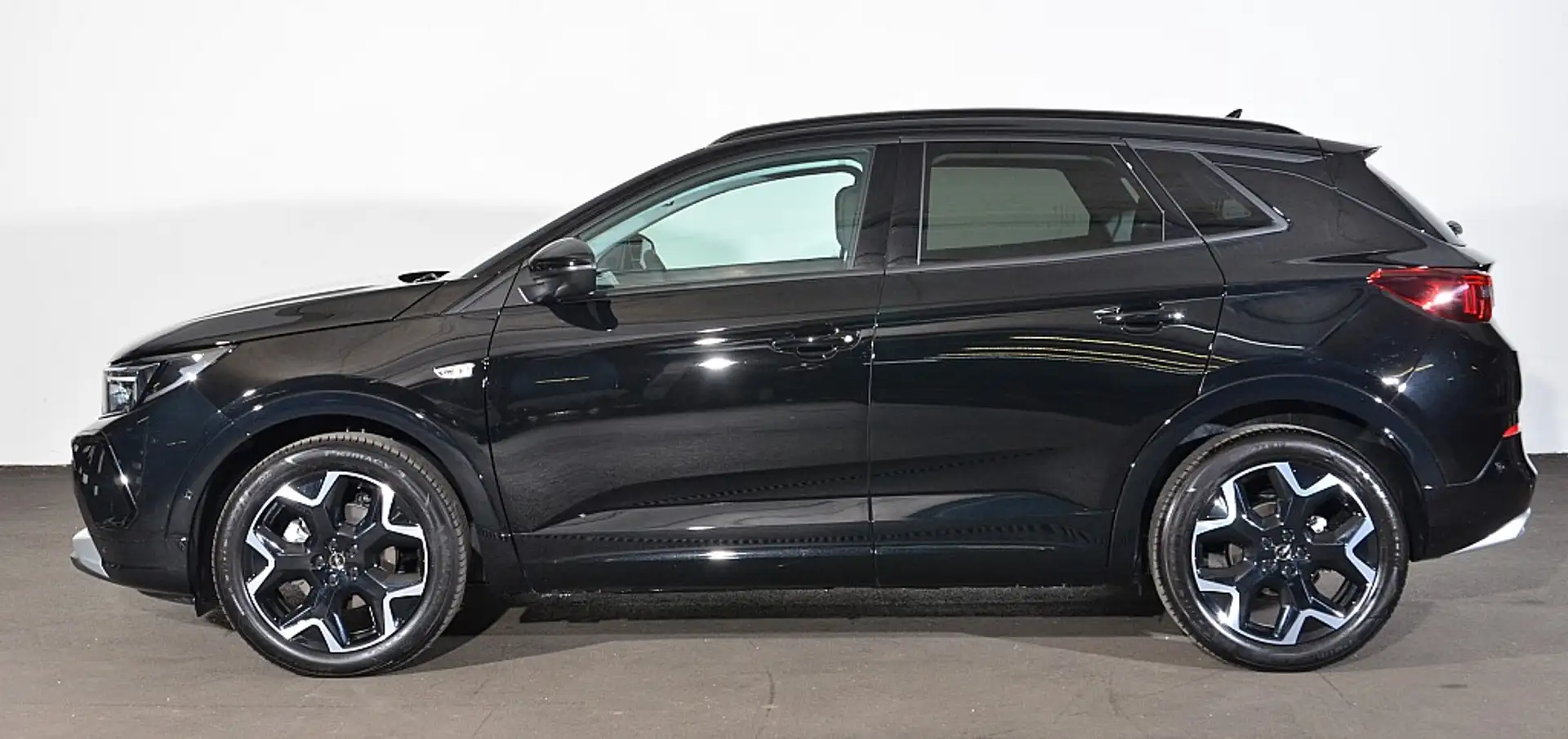 Opel Grandland 1,5 D Ultimate Start/Stop Aut. Schwarz - 2