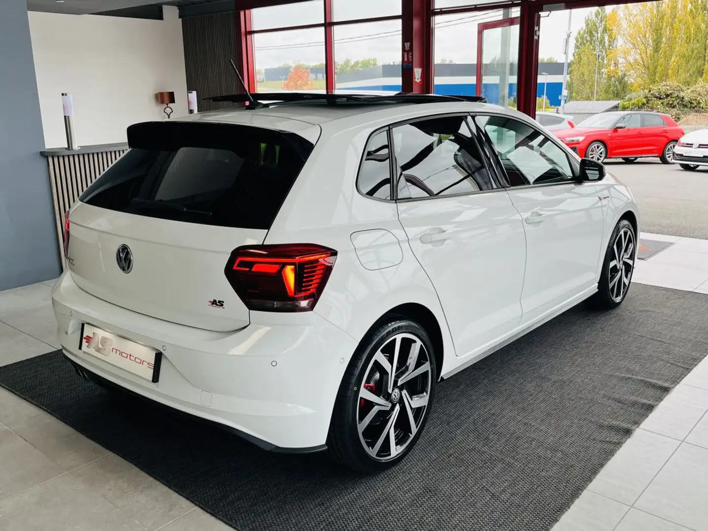 Volkswagen Polo 2,0 TSI 200 DSG6 TOIT PANORAMIQUE GPS CAMERA APPLE CARPLAY HIFI BEATS DMS ACC LIMITEUR PARK PIL Blanc - 2