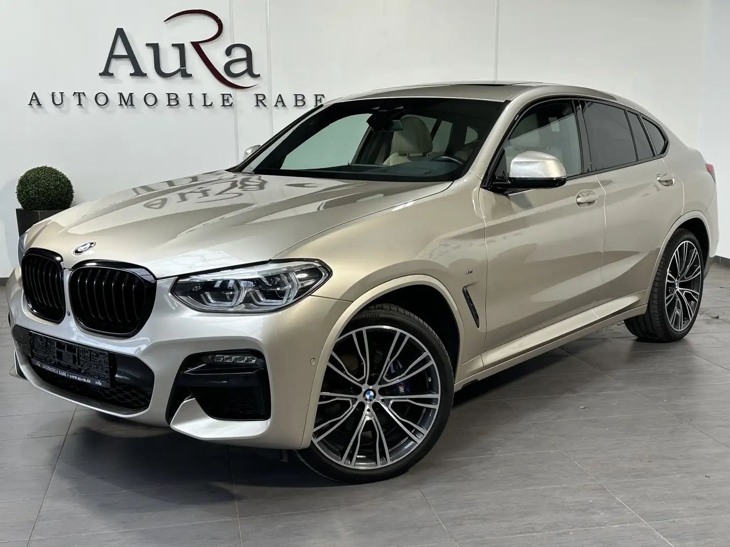 BMW X4 M NAV+LED+HEAD-UP+PANO+360°+H&K+STANDHEIZUNG Beige - 2