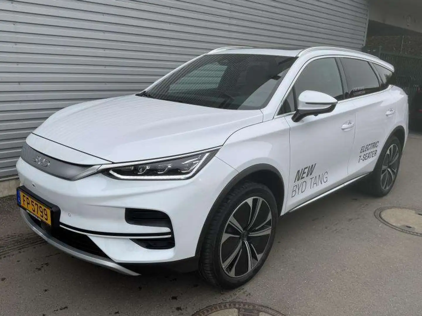 BYD Tang EXECUTIVE Blanco - 1
