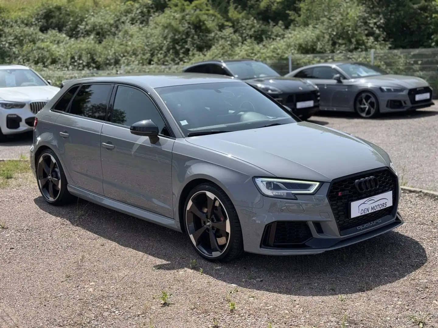 Audi RS3 Sportback - immat FR, sièges diamants, pack design Grigio - 2