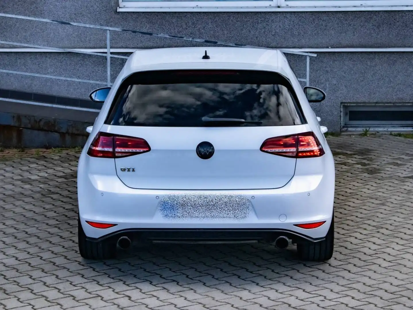 Volkswagen Golf GTI Golf 7 2.0 GTI BlueMotion Technology DSG Alb - 2