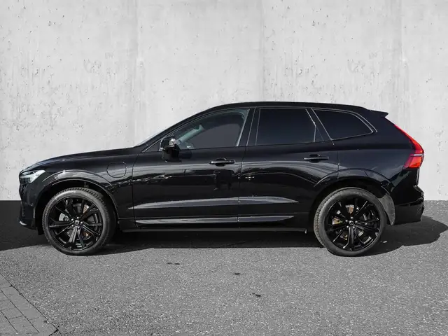 Volvo XC60 view 5