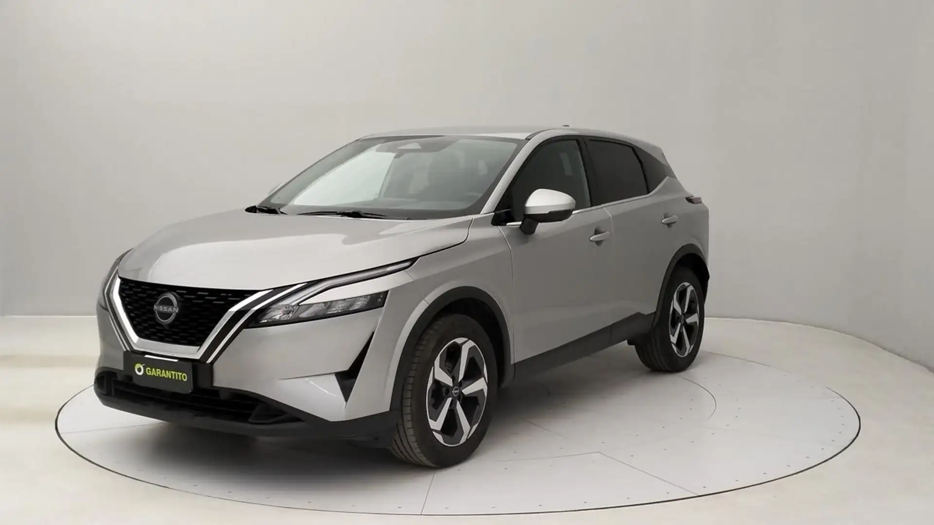 Nissan Qashqai 1.3 mhev N-Connecta 2wd 140cv Gris - 1