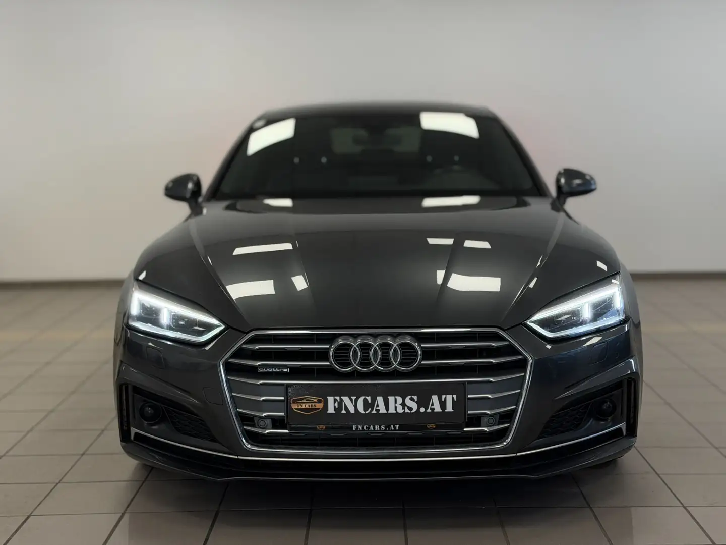 Audi A5 3,0 TDI Aut. quattro S-line | Matrix LED | Virtua Grau - 2
