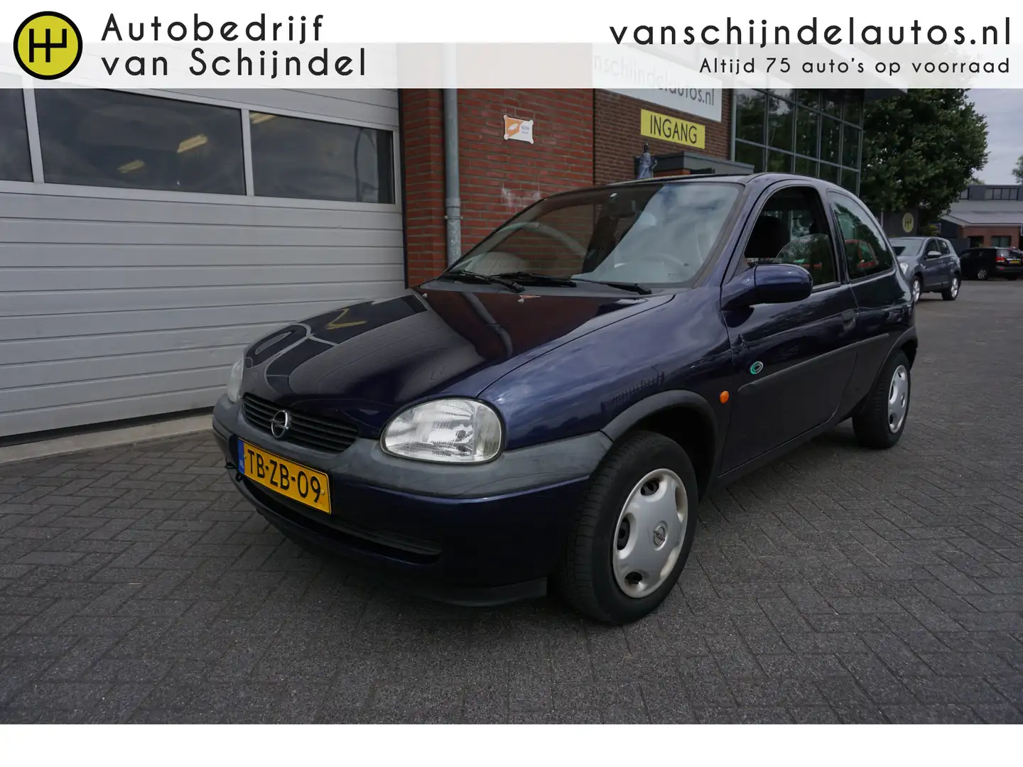 Opel Corsa 1.4i Sport NIEUWE APK - LOOPT GOED - NIEUWE DISTRI Bleu - 1