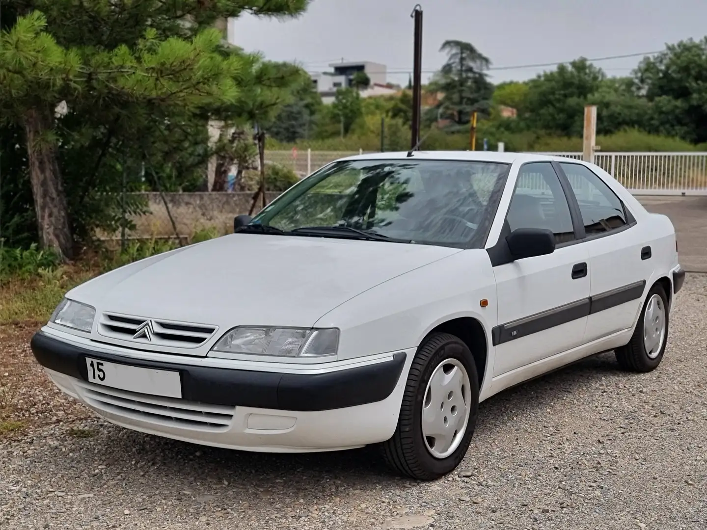 Citroen Xantia Xantia II 1,8i 90ch sx Weiß - 1