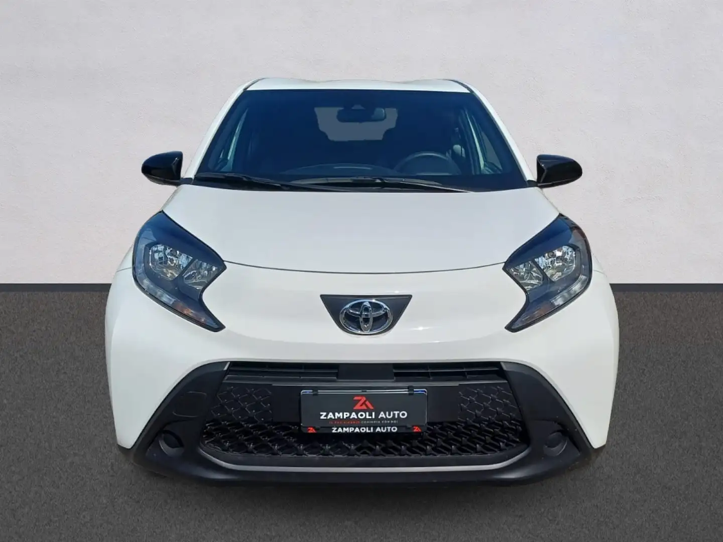 Toyota Aygo Aygo X X 1.0 Active 72cv Bianco - 2