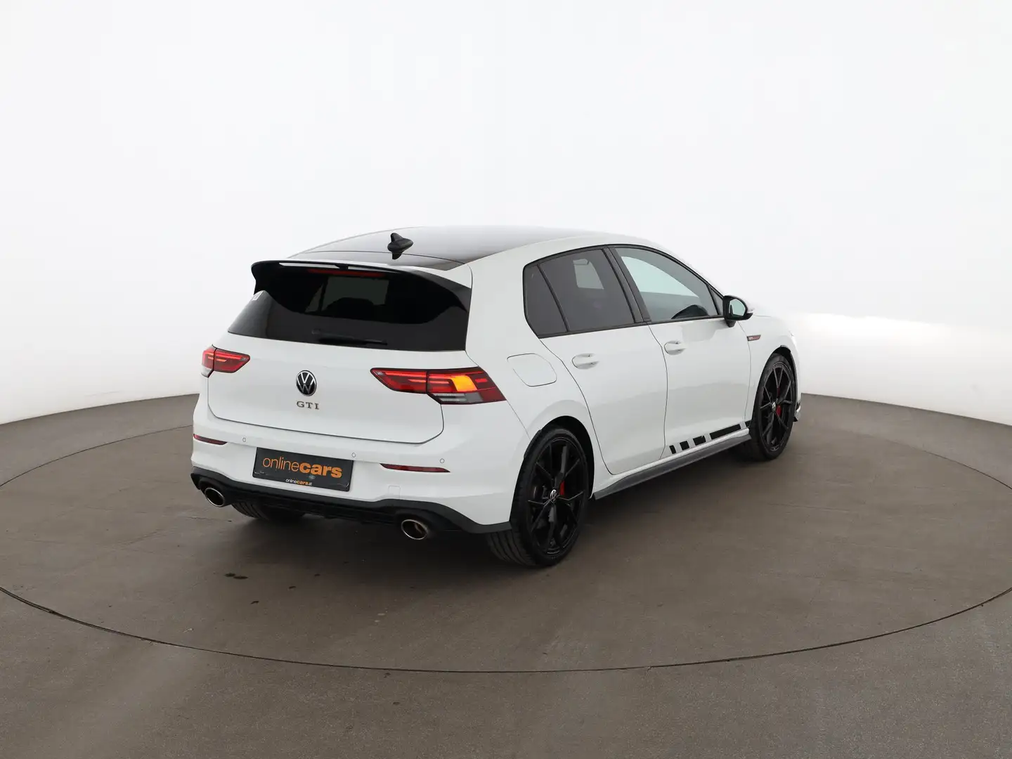 Volkswagen Golf VIII 2.0 TSI GTI Clubsport Aut LED SITZHZG Weiß - 2