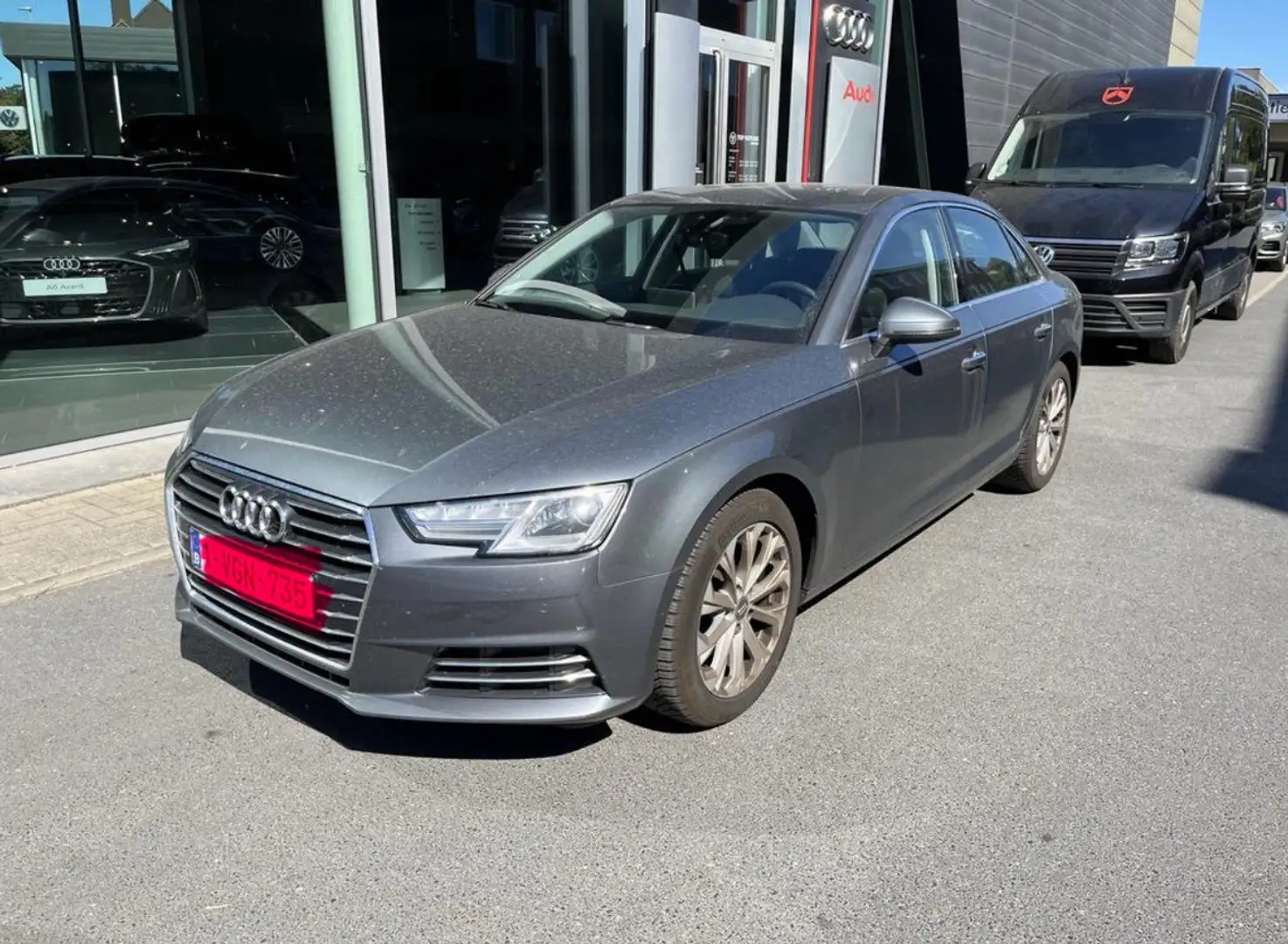 Audi A4 2,0 TDI Design S-tronic NETTO 13.500€!!!!!!!! - 1