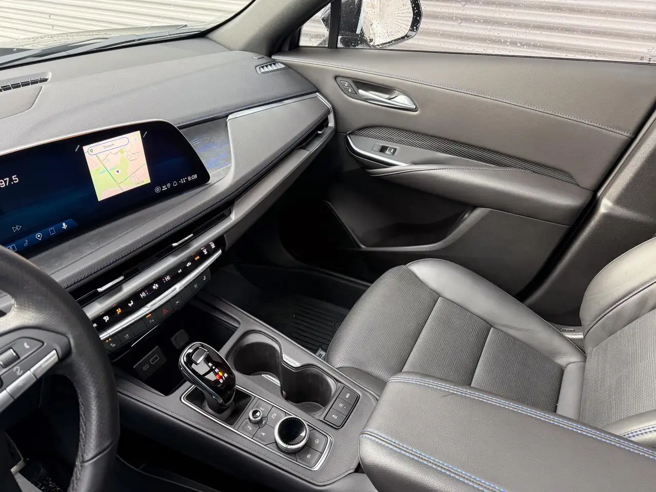 Cadillac XT4 снимка Cadillac XT4