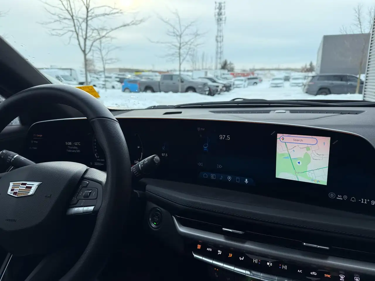 Cadillac XT4 снимка Cadillac XT4