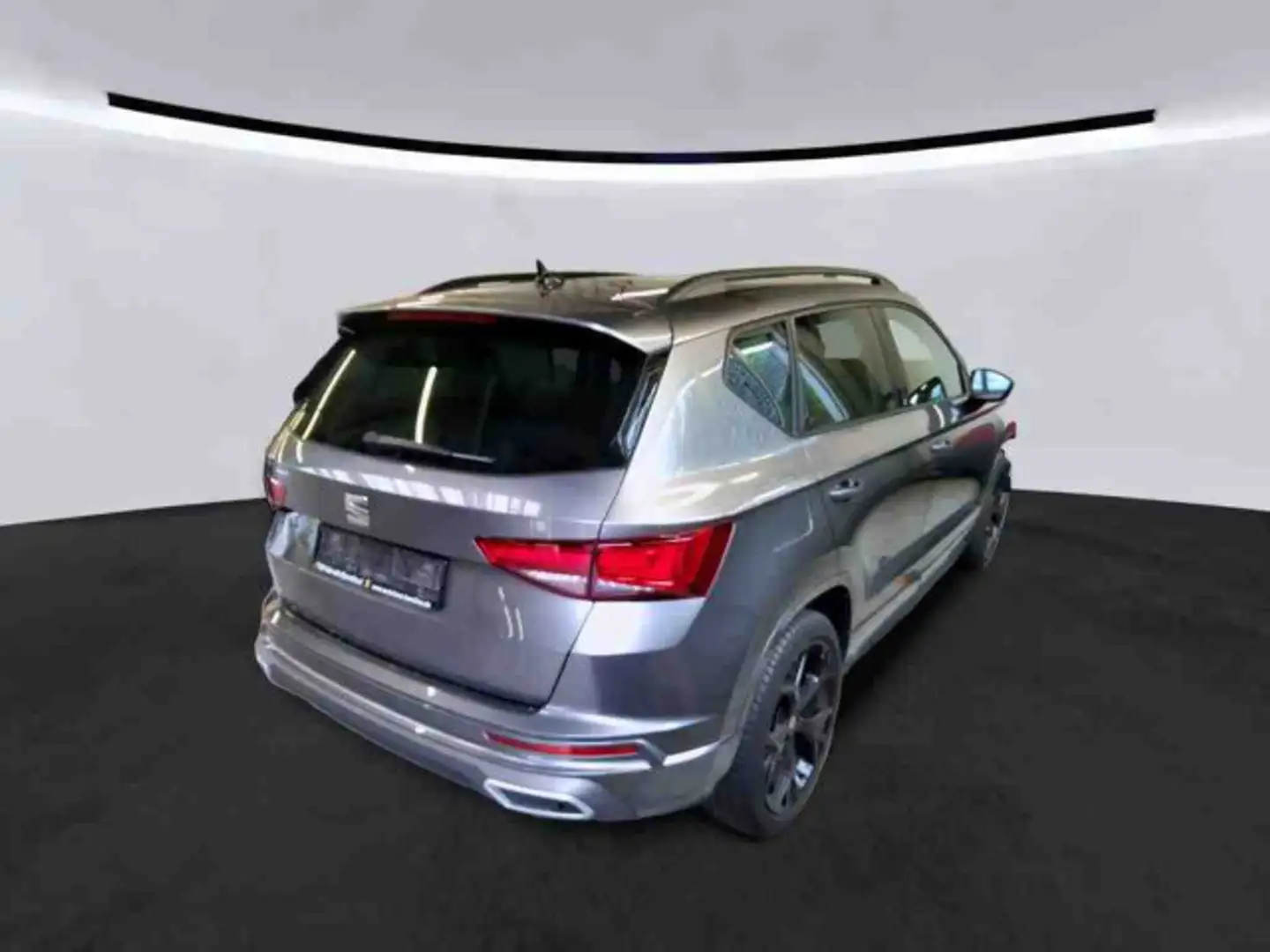 SEAT Ateca 2.0 TSI 4D FR DSG *PANO*StdHz*BEATS*AHK* Grau - 2
