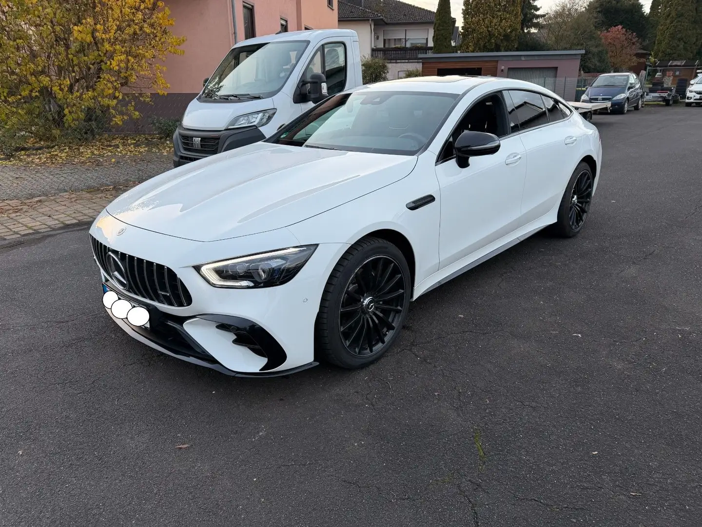 Mercedes-Benz AMG GT 4-trg. 43 Aero Weiß - 2