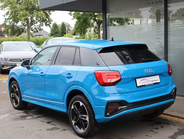 Audi Q2 view 7