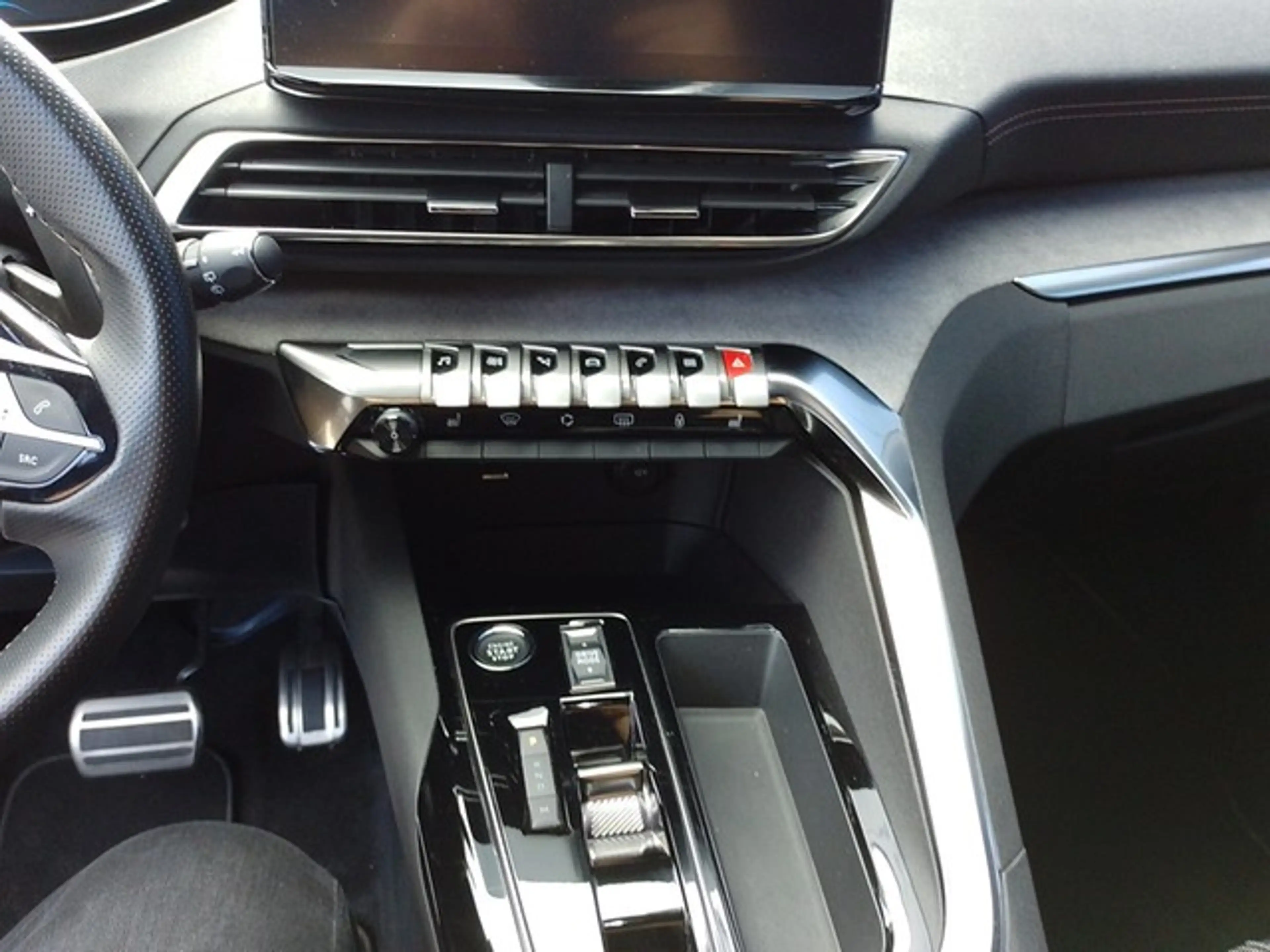 Peugeot 3008 (07.2016->) Hybrid 136 GT — photo 11