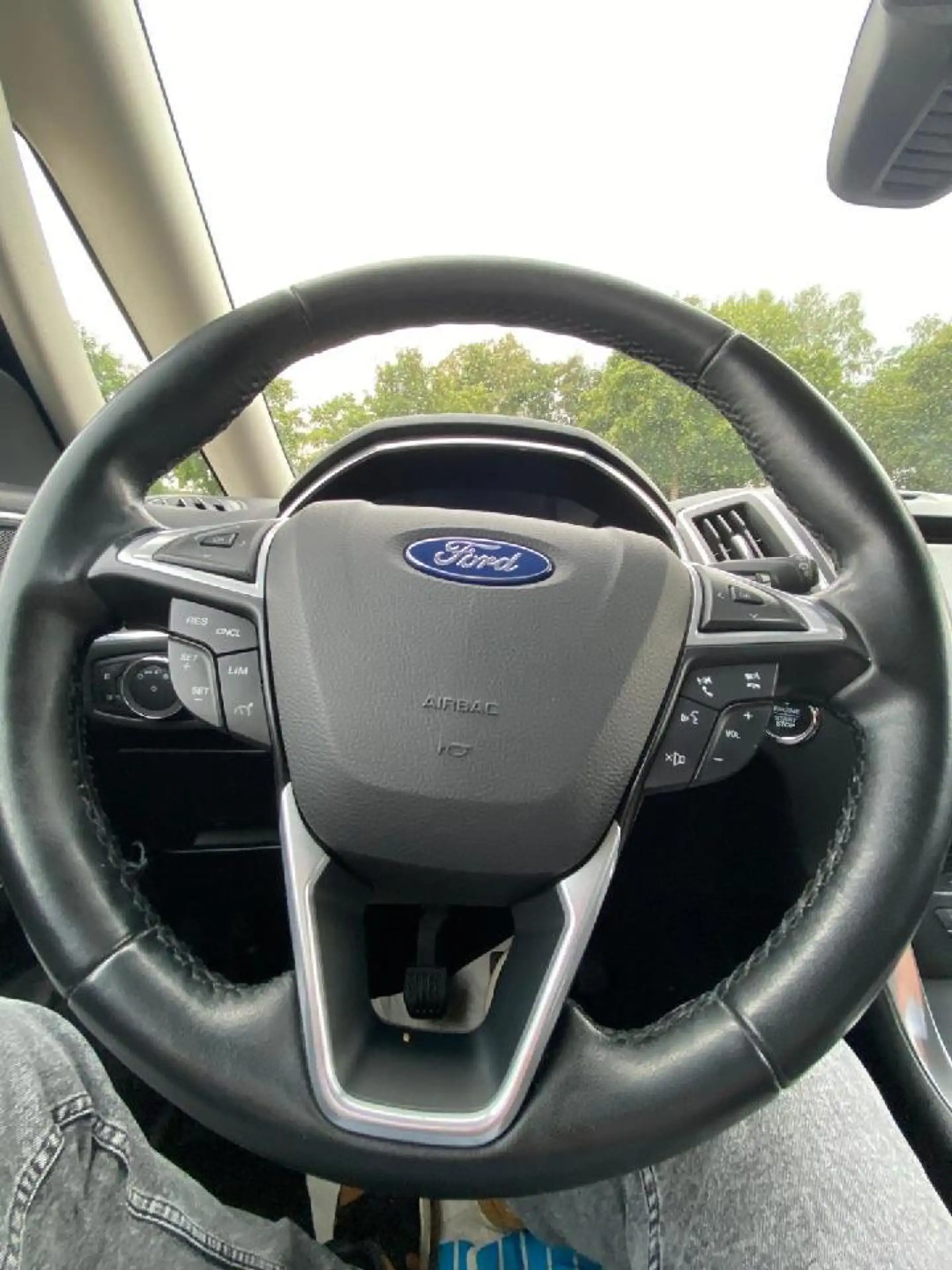 Ford Galaxy Titanium-7Sitzer+AHK — photo 9