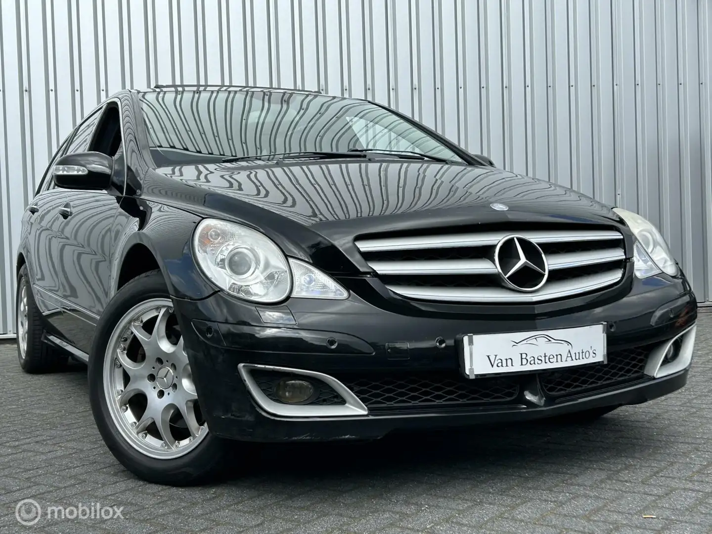 Mercedes-Benz R 500 4-Matic | Aut | Leder | Pano | 6 zit | Export / Ha Černá - 1