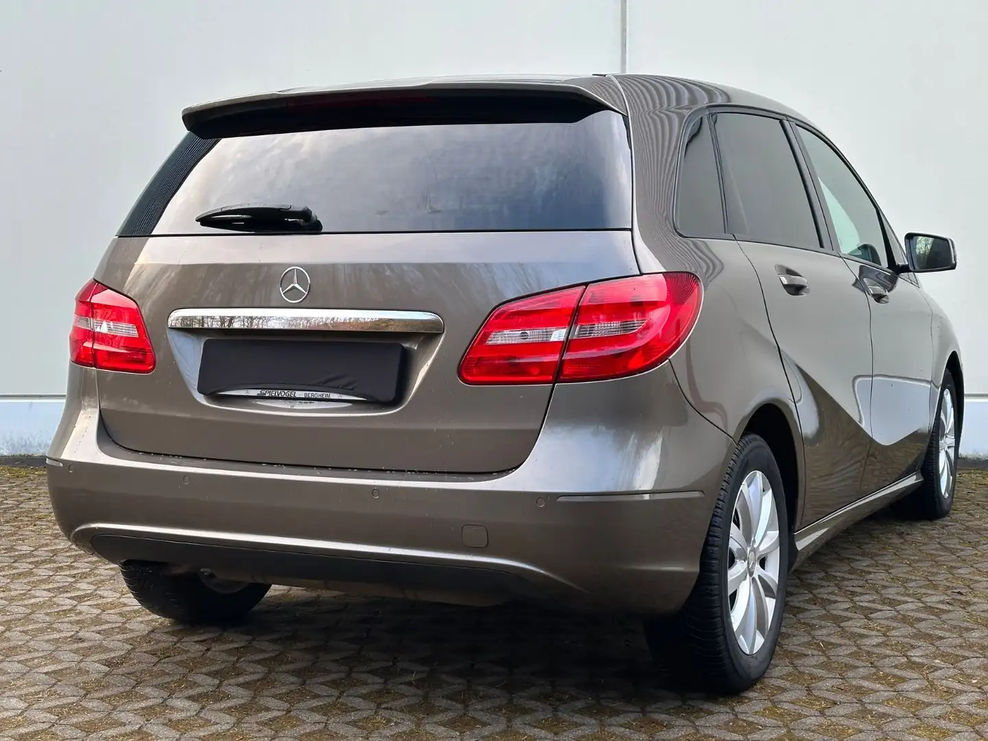 Mercedes-Benz B 200 | HU Neu | PDC | - 2