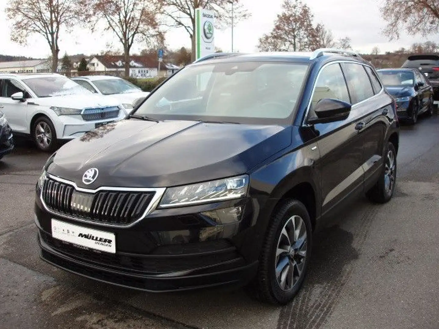 Skoda Karoq Drive 125 1,5 TSI DSG AHK/NAVI/LED/KAMERA Schwarz - 2
