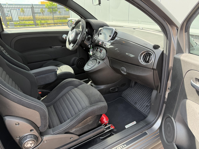 Abarth 595 Competizione 1.4 T-Jet 70th Anniversary BEATS | CARBON | BI-XEN — photo 15