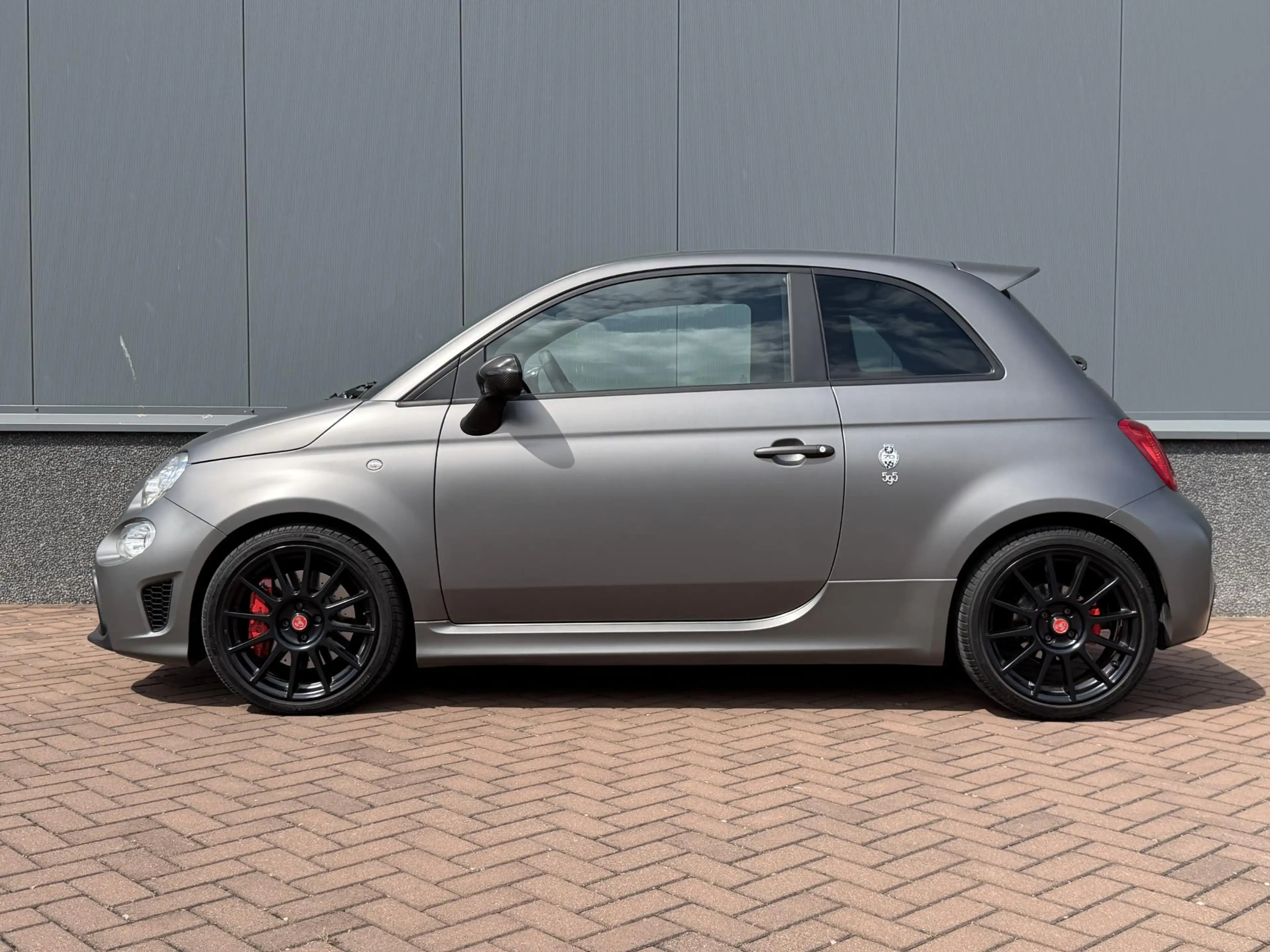 Abarth 595 Competizione 1.4 T-Jet 70th Anniversary BEATS | CARBON | BI-XEN — photo 7