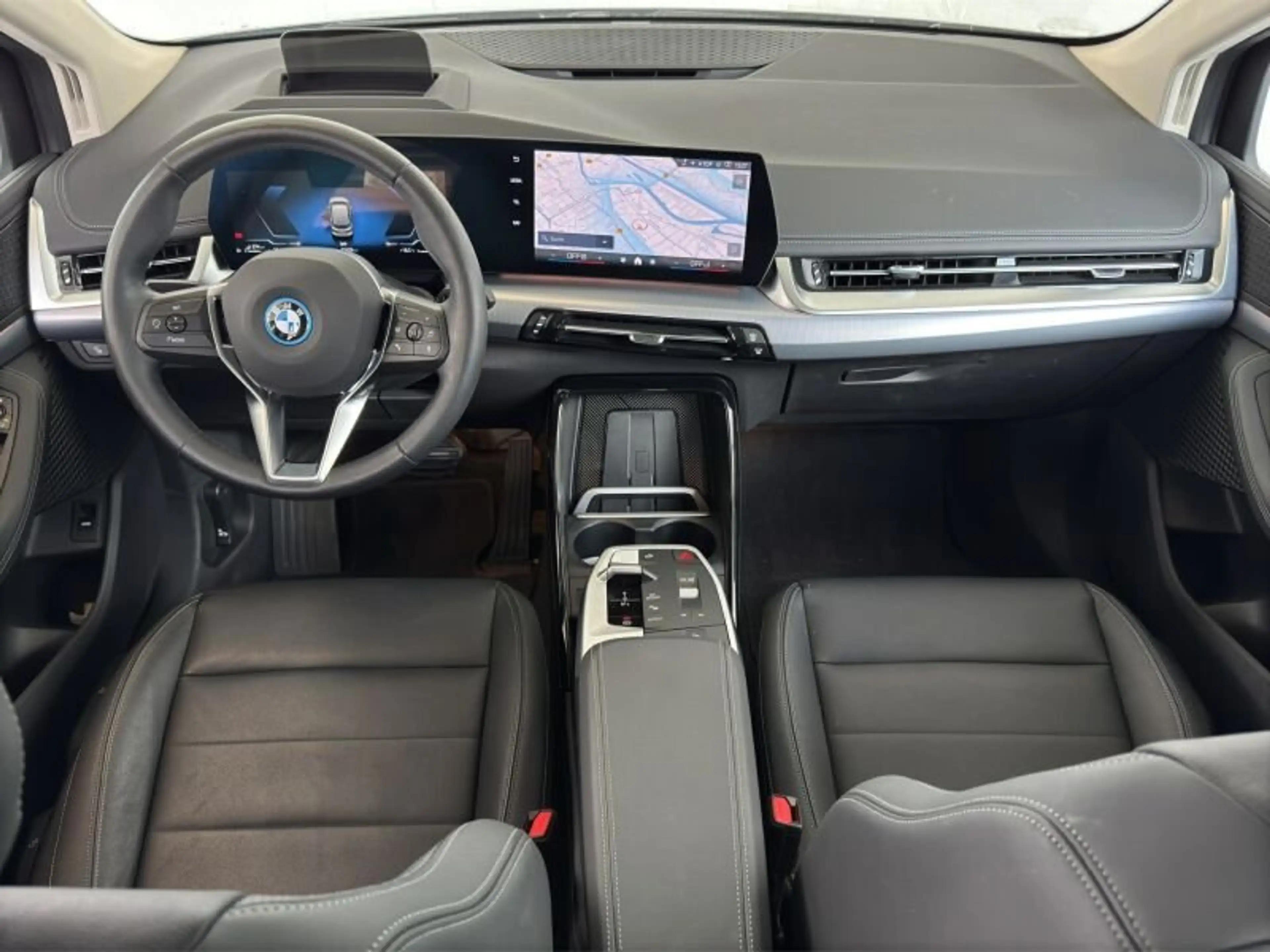 BMW 230 e xDrive ActiveTourer Navi.LED.Inno-Paket.ACC — photo 8