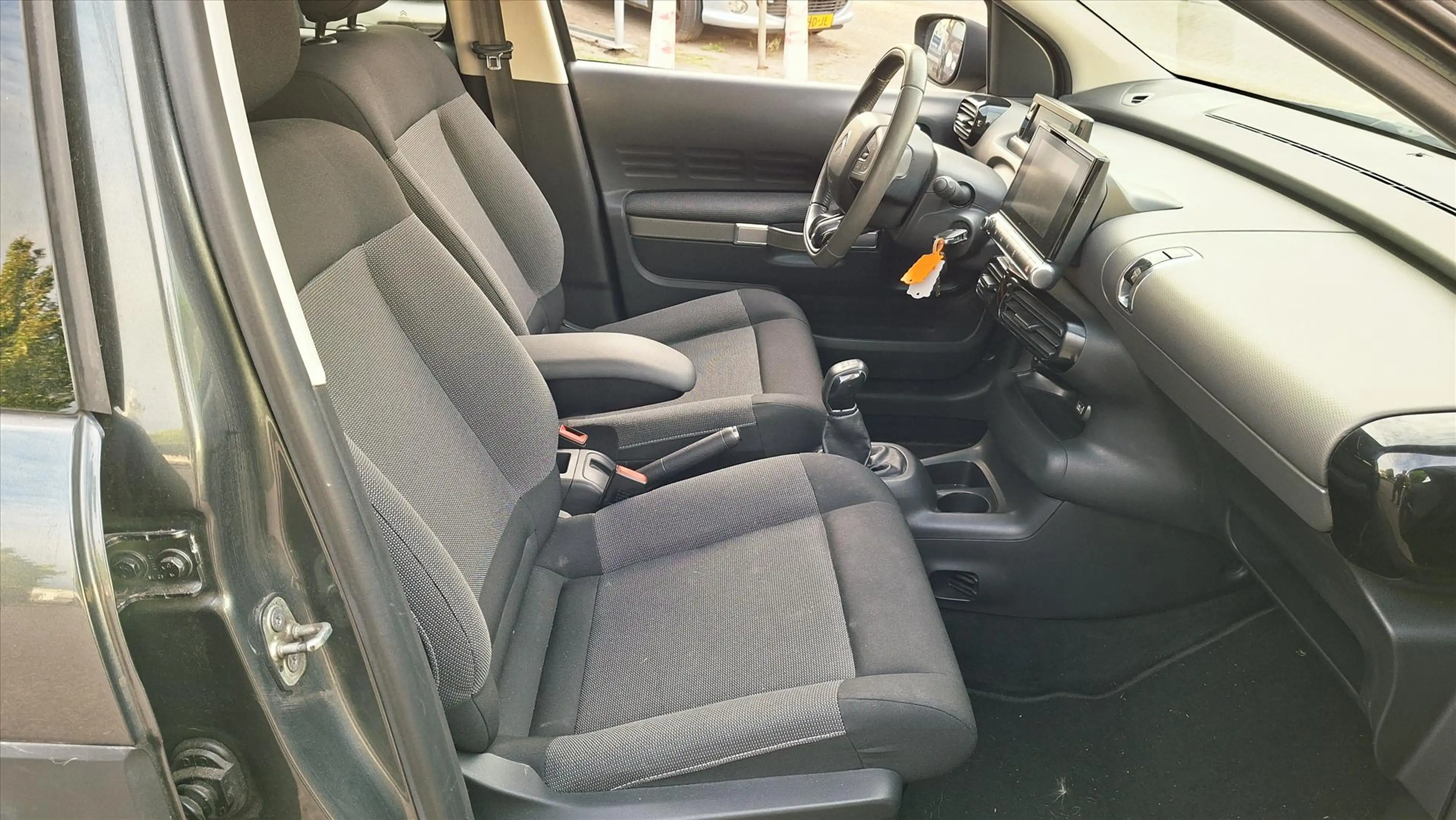 Citroen C4 Cactus VTi 82pk SHINE AIRCO, CAMERA, NAVIGATIE, TREKHAAK — photo 7