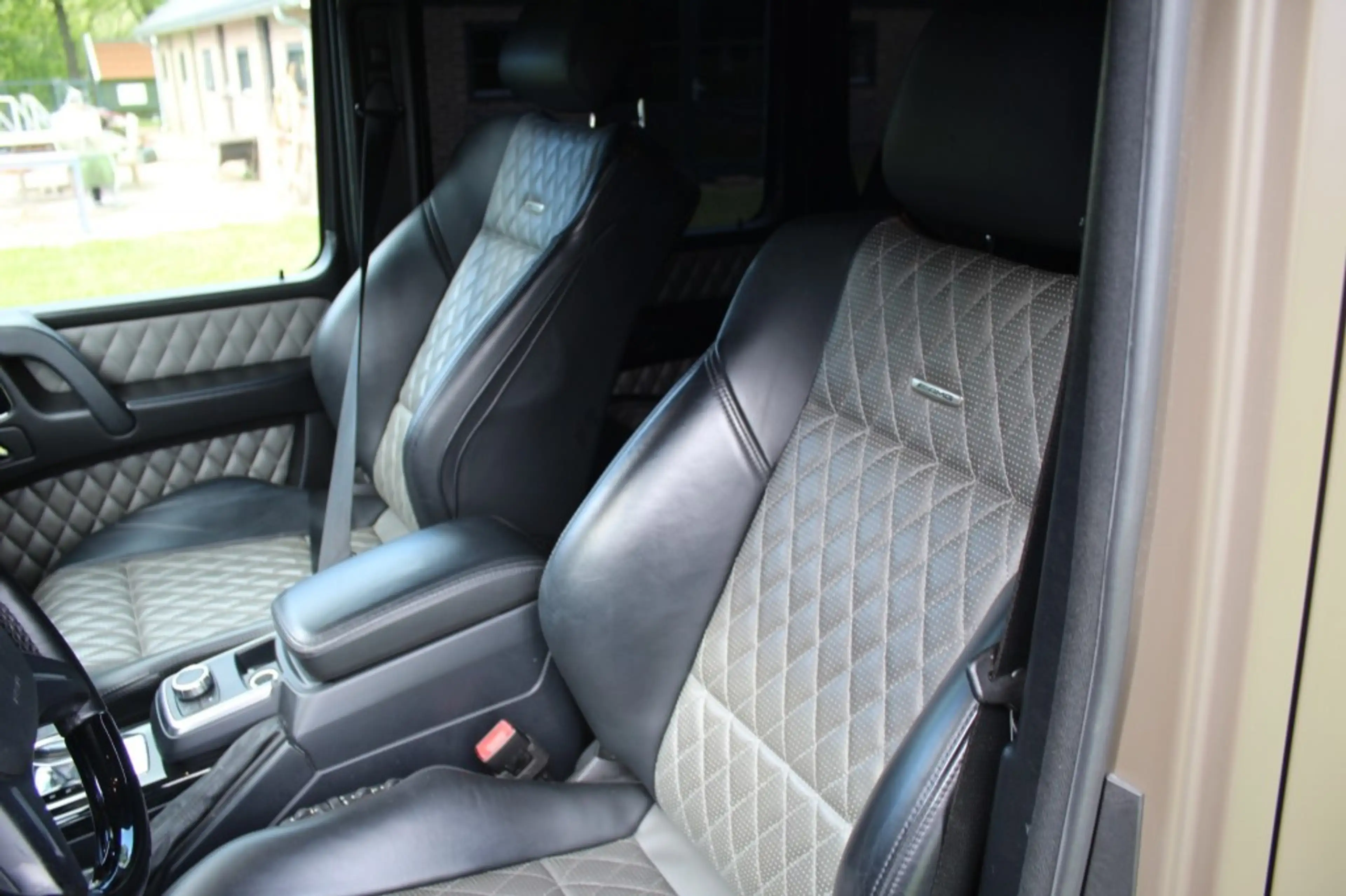 Mercedes-Benz G 63 AMG G63 OLIVE MATT — photo 10