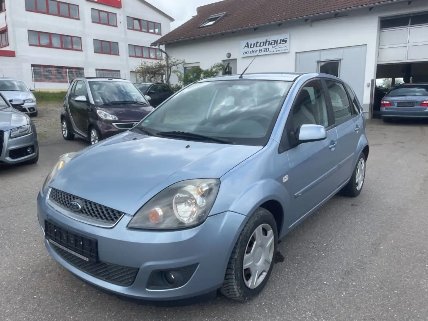 Ford Fiesta Connection Argent - 1