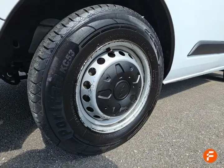 Ford Transit Custom 2020, foto 22