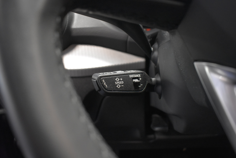 Audi Q2 35 TDI S-Tronic Matrix LED Navi Virtual Kamer — photo 12
