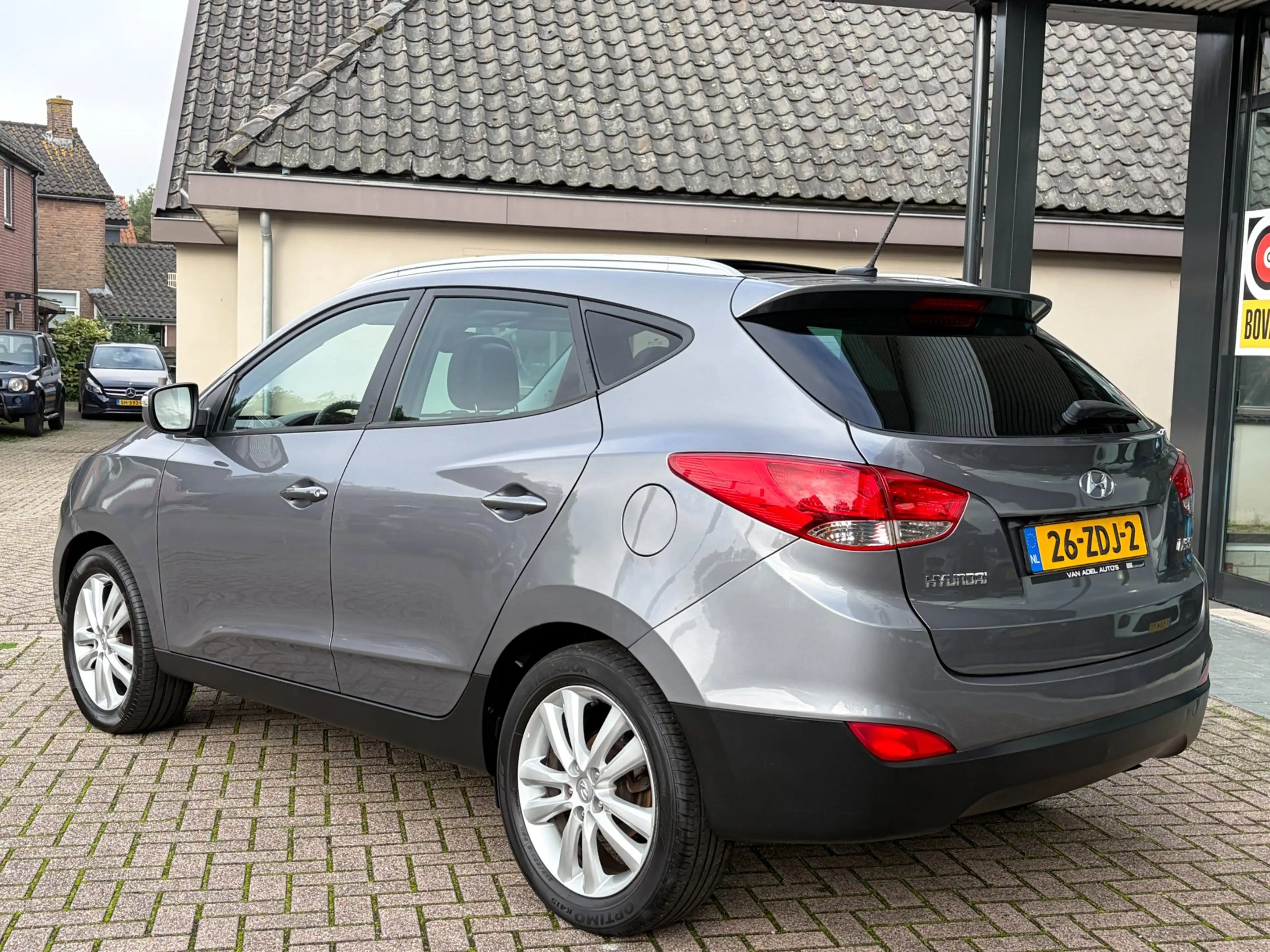 Hyundai iX35 2.0i i-Catcher Aut. Panorama Leer Navi Clima Cruis — photo 3