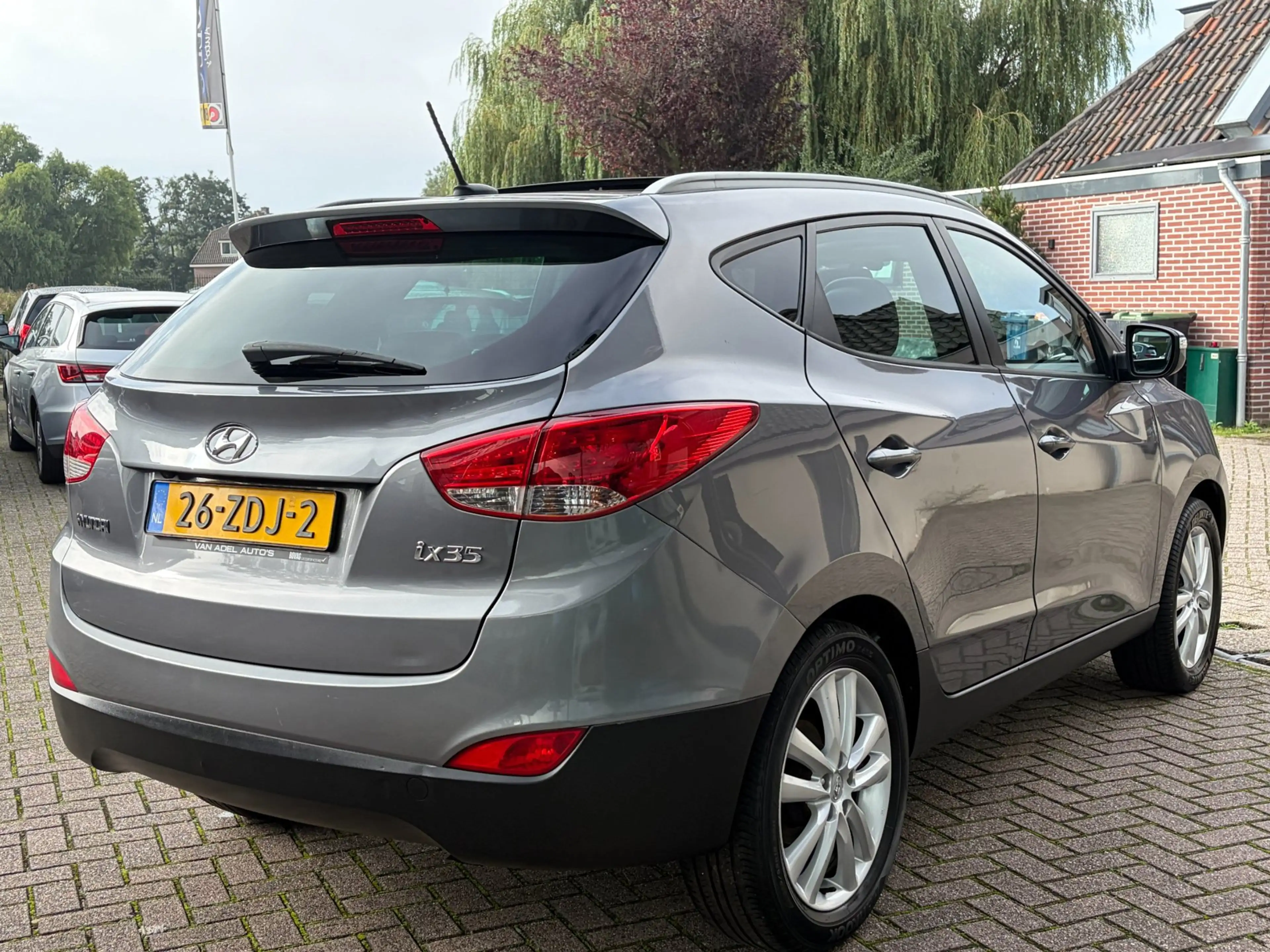 Hyundai iX35 2.0i i-Catcher Aut. Panorama Leer Navi Clima Cruis — photo 4