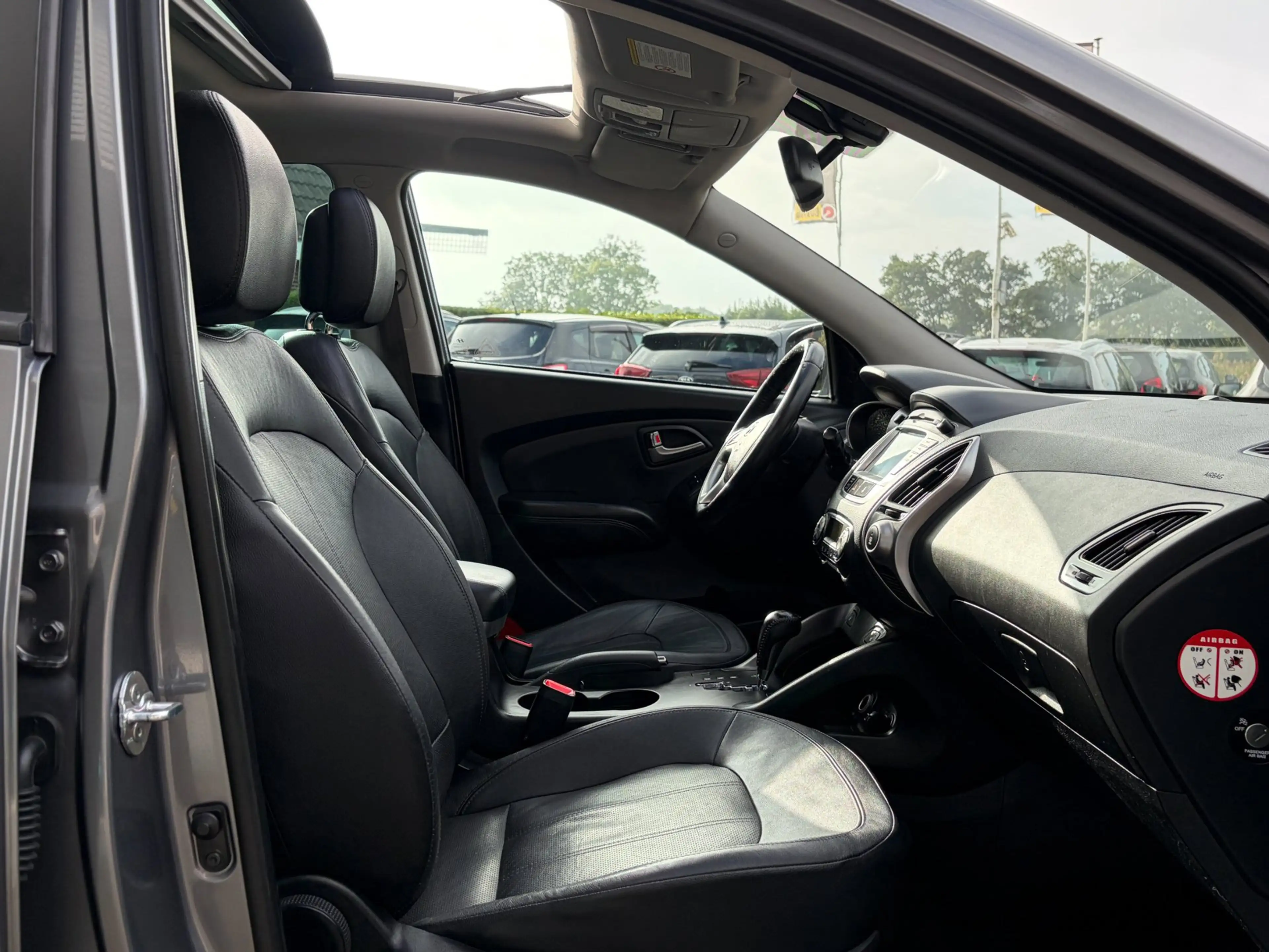 Hyundai iX35 2.0i i-Catcher Aut. Panorama Leer Navi Clima Cruis — photo 8