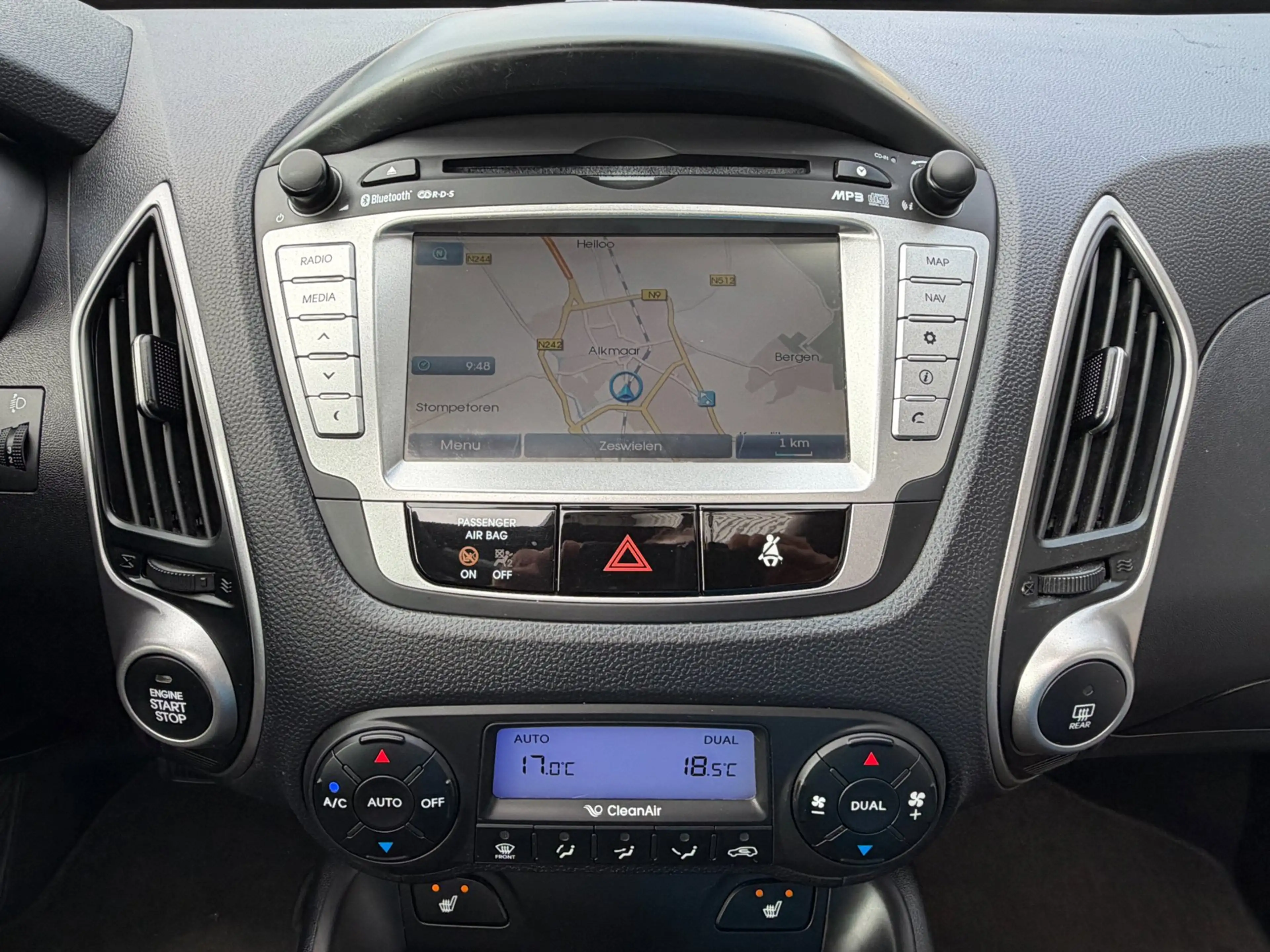 Hyundai iX35 2.0i i-Catcher Aut. Panorama Leer Navi Clima Cruis — photo 12